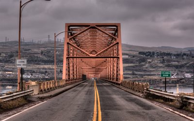 R&#237;o Columbia, puente de metal, tarde, puesta de sol, carretera asfaltada, estado de Washington, EE