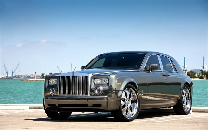 Rolls Royse Phantom, 2016, luxury cars, gray Phantom, Hrome Wheels