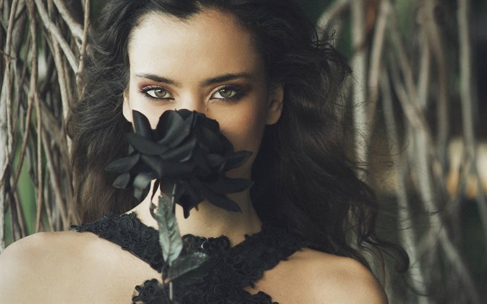 Beatriz Calderon, model, brunette, black rose, beautiful woman
