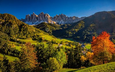 Dolomites, Alps, Funes Valley, evening, sunset, mountain landscape, mountains, rocks, South Tyrol, Santa Maddalena, Italy