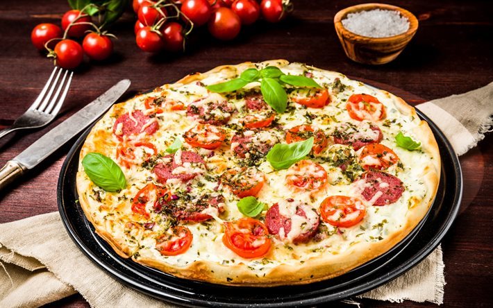 la pizza, la comida italiana, pizza italiana, pizza con salchicha