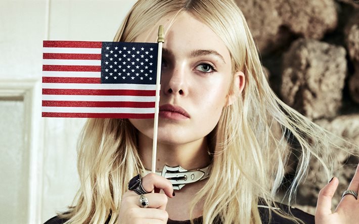 Elle Fanning, 4k, Amerikkalainen n&#228;yttelij&#228;, muotokuva, blondi, Amerikan lippu