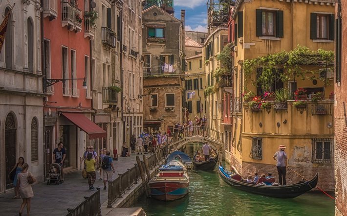 Canal Rio de San Provolo, Venice, Italy, ancient architecture, boats, tourists