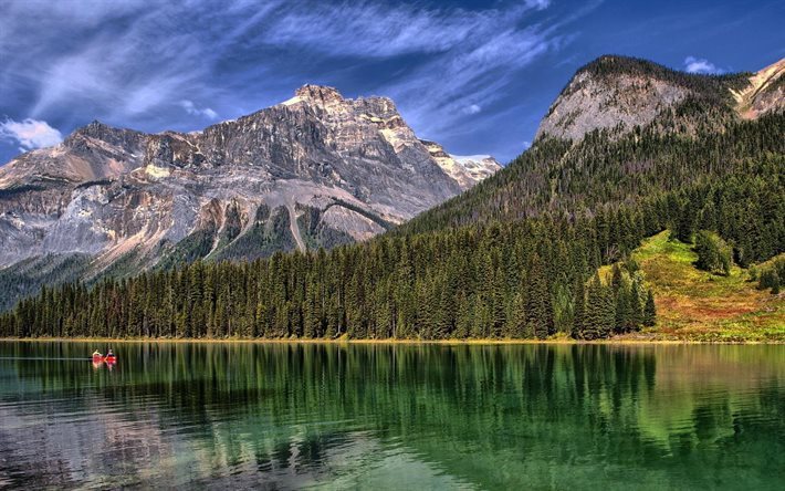 Emerald Lake, montanhas, floresta, Yoho National Park, British Columbia, Canad&#225;