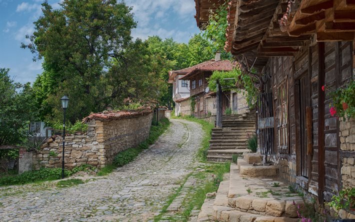 zheravna, old houses, ethnographic museum, village, cobblestone, bulgaria