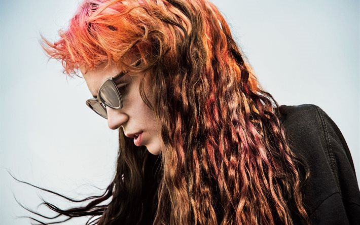photoshoot, new yorker, 2015, claire boucher, grimes, s&#229;ngare, musiker