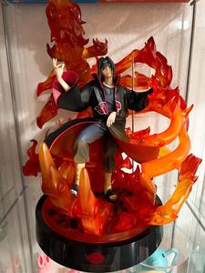 Itachi uchiha flammende figur