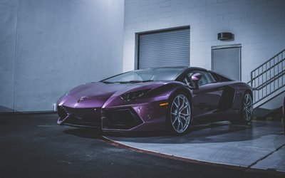 Lamborghini Aventador, aparcamiento, 2018 coches, oscuridad, supercars, p&#250;rpura Aventador, Lamborghini