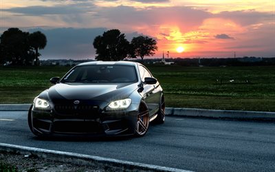 BMW 6, F13, negro coup&#233; deportivo, ajuste, ruedas de bronce, de bajo perfil de los neum&#225;ticos, el BMW