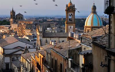 Caltagirone, Sicilien, kv&#228;ll, solnedg&#229;ng, panorama, Caltagirone stadsbild, Italien