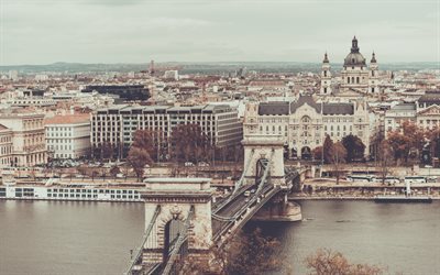 Budapest, Chain Bridge, Floden Donau, Ungern, sev&#228;rdheter
