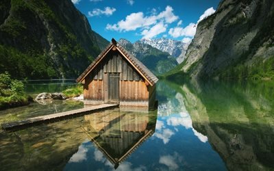 Noruega, lago de montanha, cabana, fiorde, montanhas