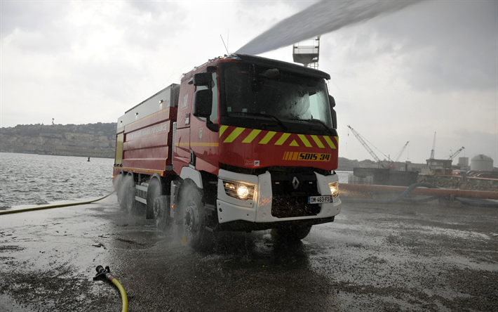 Renault Trucks, fire truck, special equipment, rescuers, Renault