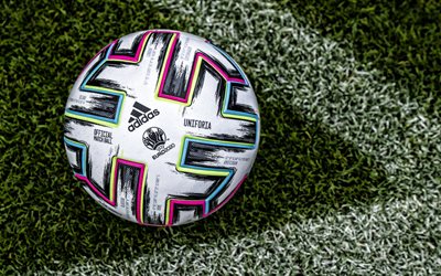 Uniforia, jalkapallokentt&#228;, Euro 2020 virallinen ottelu pallo, Adidas Uniforia, jalkapalloturnaus
