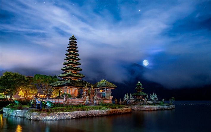 Ulun Danu Bratan Templo, templo hind&#250;, noche, paisaje de monta&#241;a, de Tabanan, Bali, Indonesia