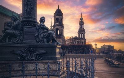 Dresdenin katedraali, Katholische Hofkirche, Dresden, ilta, auringonlasku, veistoksia, Dresdenin kaupunkikuva, Saksa