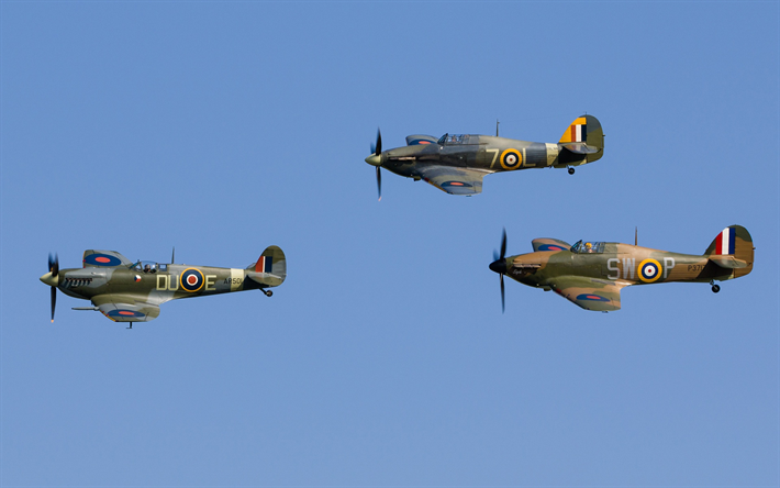 Hawker Hurricane, Supermarine Spitfire, مقاتلة بريطانية, الحرب العالمية الثانية, RAF, سلاح الجو الملكي