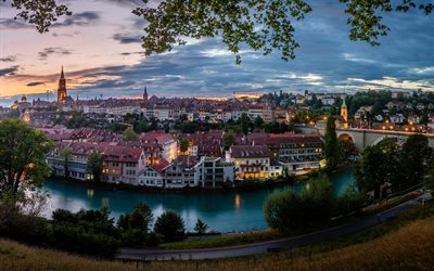 Bern, Aare River, kväll, solnedgång, Bern stadsbild, schweiziska städer, Bern panorama, Brunnadern, Schweiz