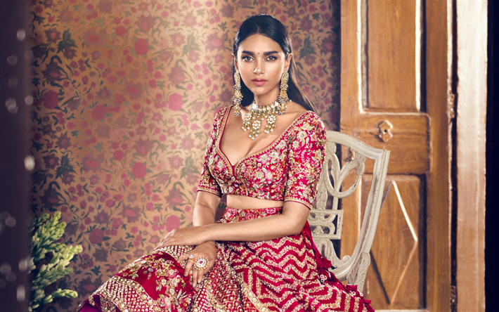 Aditi Rao Hydari, 2018, l&#39;actrice indienne, sari Bollywood, beaut&#233;, brunette, photoshoot