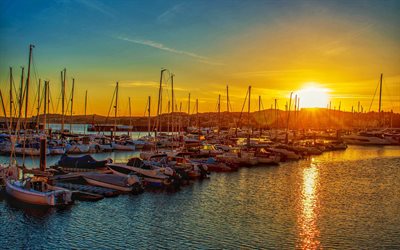 yachts, sunset, evening, boat parking, bay, sailboats, seascape