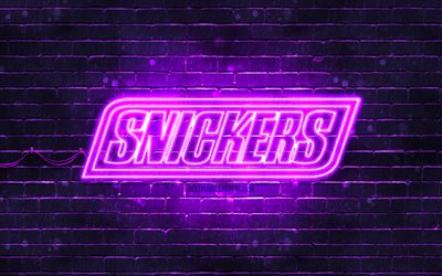 Snickers menekşe logosu, 4k, menekşe tuğla duvar, Snickers logosu, markalar, Snickers neon logosu, Snickers