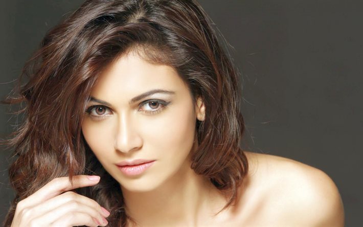Simran Kaur, Bollywood, indiad actrice, la beaut&#233;