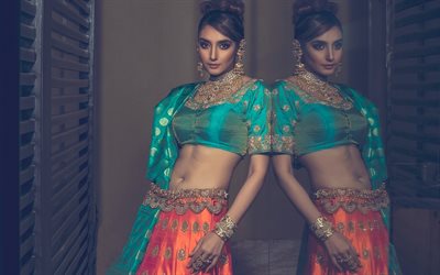 Ragini Dwivedi, Indiska sk&#229;despelare, Bollywood, Indiska sari, Indisk kostym, vacker brunett, modell