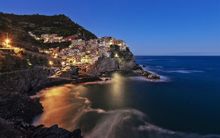 Mar Mediterr&#226;neo, costa, noite, cidade pequena, Cinque Terre, It&#225;lia