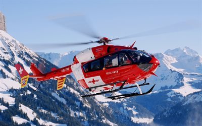 A Eurocopter EC 135, luz de helic&#243;ptero, um helic&#243;ptero de resgate, montanhas, Alpes, helic&#243;ptero m&#233;dico, Airbus Helic&#243;pteros