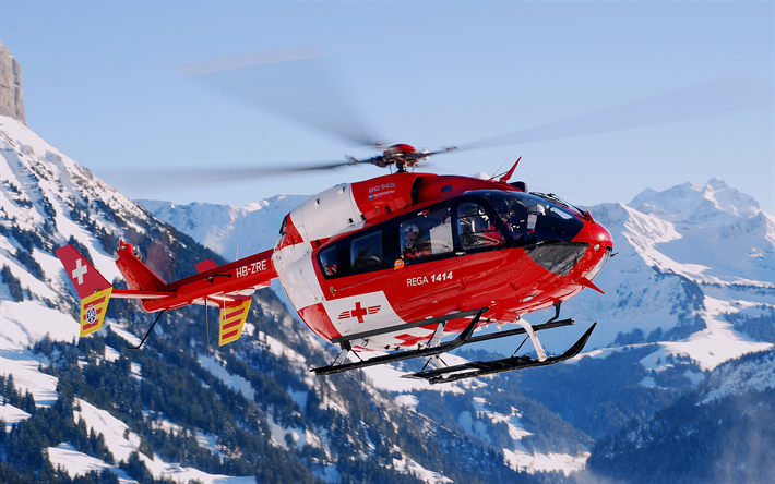 Eurocopter EC 135, ljus helikopter, r&#228;ddningshelikoptern, berg, Alperna, medicinsk helikopter, Airbus Helikoptrar
