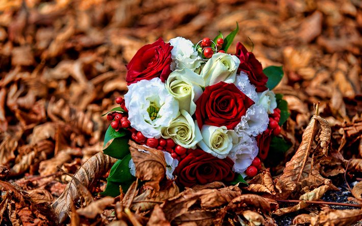 wedding bouquet, bokeh, autumn, yellow leaves, bouquet of roses