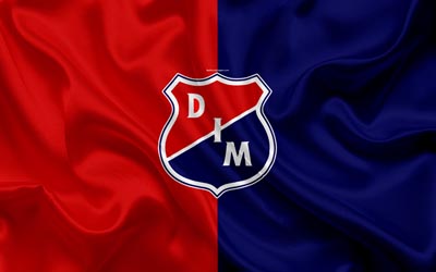 Real Independiente Medellin, DİM, 4k, logo, Kolombiyalı Futbol Kul&#252;b&#252;, ipek doku, kırmızı, mavi bayrak, Kategori Ma&#231;ı, Medellin, Kolombiya, futbol, Lig Aguila