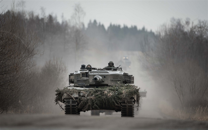 Leopard 2A4, alem&#225;n tanque de batalla, el camuflaje, la columna de equipos militares, tanques de