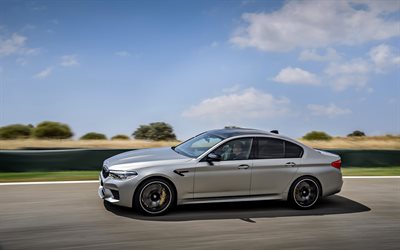 BMW M5, 2018, 4x4, F90, M5 Competition, silver sedan, side view, road, speed, new silvery M5, German cars, BMW