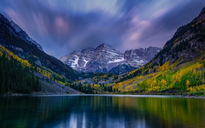 Maroon Lago, montagna, lago, autunno, paesaggio di montagna, USA, Elk Montagne, Maroon Bells, Montagne Rocciose, in Colorado
