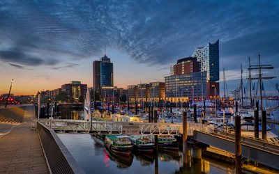 Amburgo, fiume Elba, yacht, barche, Elbphilharmonie, sera, tramonto, paesaggio urbano di Amburgo, Germany
