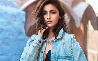 Alia Bhatt, Indian actress, portrait, jeans jacket, Indian fashion model, bollywood