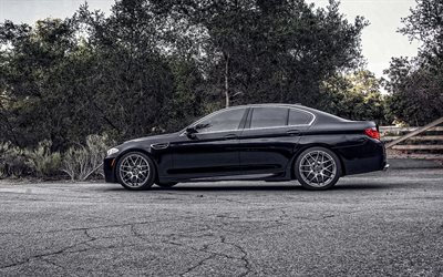 BMW M5 F10, vista lateral, exterior, sed&#225;n negro, negro M5 F10, el ajuste de la F10, los coches alemanes, BMW