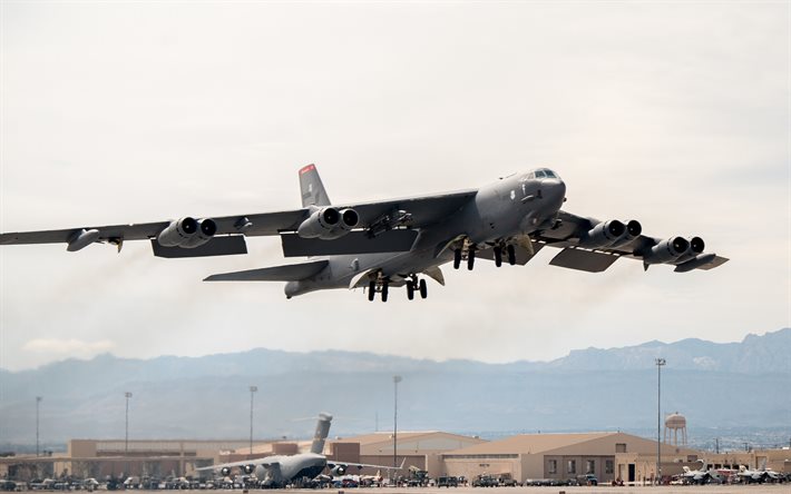 Boeing B-52 Stratofortress, US Air Force, amerikkalainen strateginen pommikone, sotilaallinen lentokentt&#228;, sotilaslentokoneiden, pommikone, B-52, jet-powered strateginen pommikone, USAF, Yhdysvaltain Ilmavoimat, USA