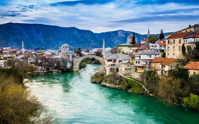 Mostar, Bosnia y Herzegovina, el puente Viejo, monta&#241;a, paisaje, noche, puesta de sol, casco antiguo, R&#237;o Neretva, Alpes Din&#225;ricos