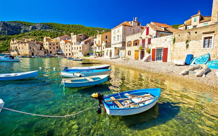 Komiza, isola di Vis, costa, localit&#224; della Croazia, mare Adriatico, estate, turismo, Croazia