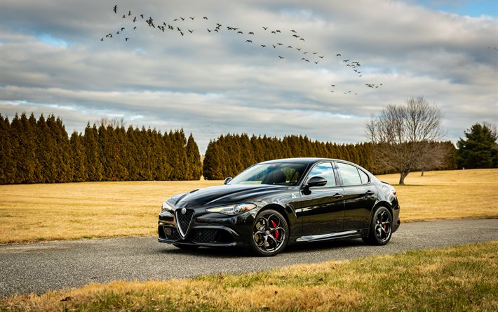 2021, Alfa Romeo Giulia Quadrifoglio, vue de face, ext&#233;rieur, noir nouvelle Giulia Quadrifoglio, voitures italiennes, Alfa Romeo