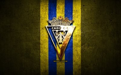 2 2 Cadiz FC, altın logo, UEFA Şampiyonlar Ligi, sarı metal arka plan, futbol, Cadiz CF, İspanyol Futbol Kul&#252;b&#252;, Cadiz logo, LaLiga, Spain