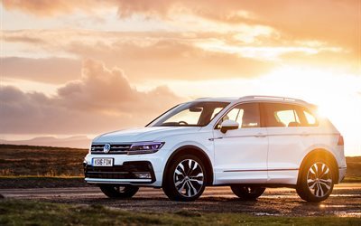 Volkswagen Tiguan, 2017, crossover, valkoinen Tiguan, uusi Volkswagen, sunset