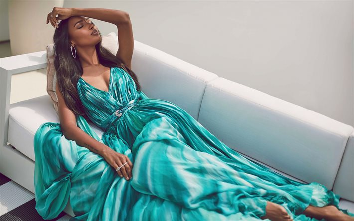 Jasmine Tookes, amerikkalainen huippumalli, photoshoot, pitk&#228; turkoosi mekko, amerikkalainen malli