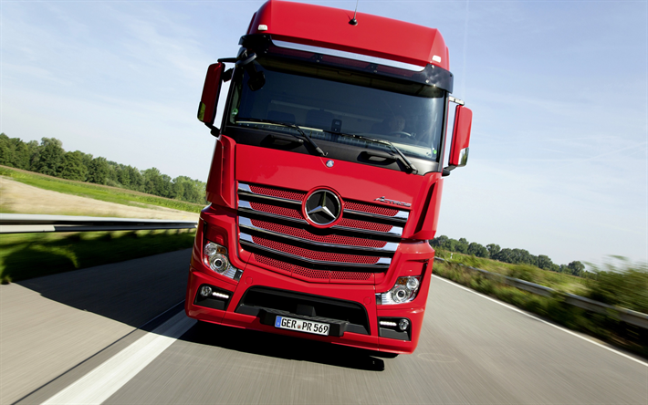 メルセデス-ベンツActros, フロントビュー, 新しい赤色Actros, ドイツのトラック, 貨物輸送の概念, メルセデス