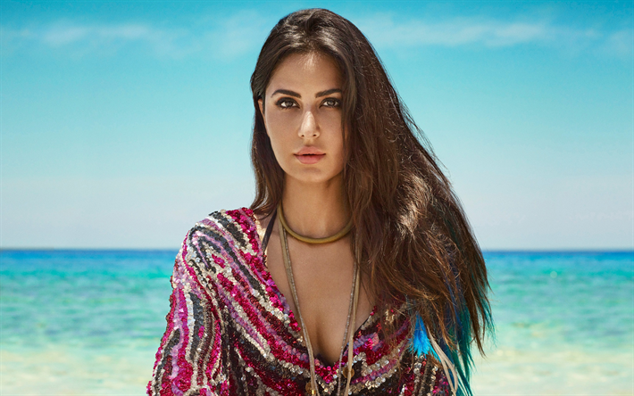 Katrina Kaif, indian actress, portrait, woman on the beach, ocean, summer, indian model