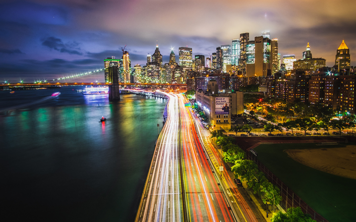 New York, Brooklyn Bridge, y&#246;, kaupungin valot, pilvenpiirt&#228;ji&#228;, Manhattan, USA, Amerikan kaupungit