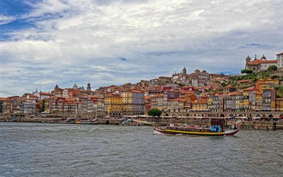 Porto, fiume Douro, sera, tramonto, paesaggio urbano di Porto, splendidi edifici, Portogallo