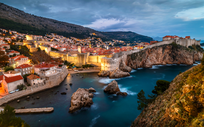 Dubrovnik, kv&#228;ll, klippor, Kroatien, Europa